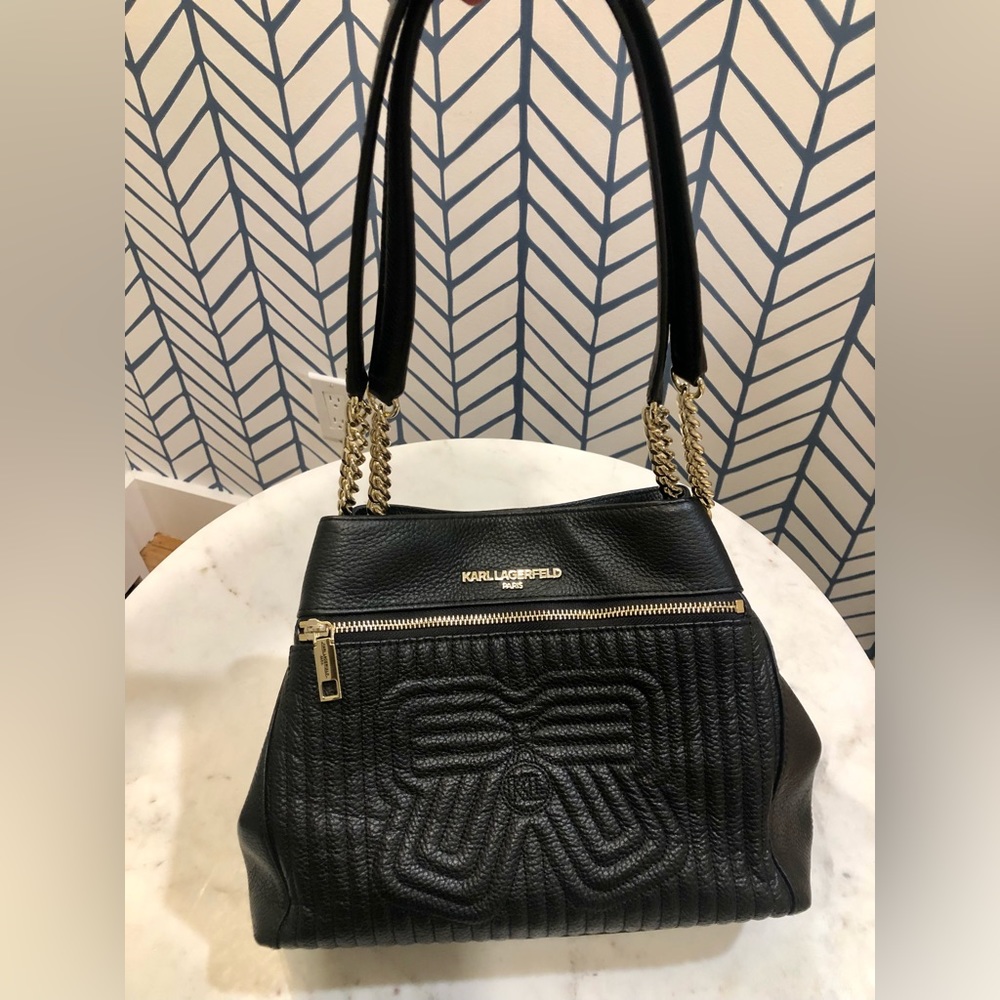 Perfect Condition. Karl Lagerfeld Paris RARE Black Leather Bow Tie Shoulder Bag
